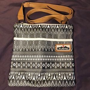 Kavu Purse